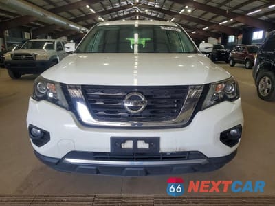 Piąte zdjęcie samochodu w środku: 2017 NISSAN PATHFINDER SV VIN:5N1DR2MM7HC607860 - miniatura