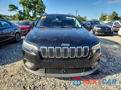 Piąte zdjęcie samochodu w środku: 2021 JEEP CHEROKEE LATITUDE LUX VIN:1C4PJLMXXMD112209 - miniatura