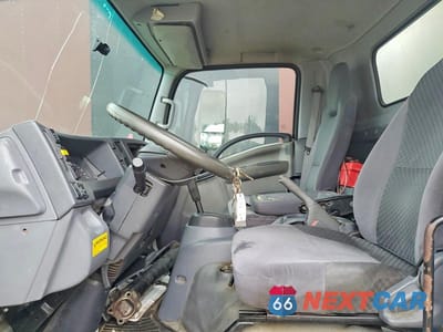Zdjęcie 7 z 13 samochodu: 2014 ISUZU NPR HD REFRIGERATED BOX TRUCK VIN:54DC4W1C9ES804933 - miniatura