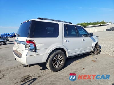 Trzecie zdjęcie samochodu z tyłu: 2017 FORD EXPEDITION XLT VIN:1FMJU1HT6HEA11723 - miniatura