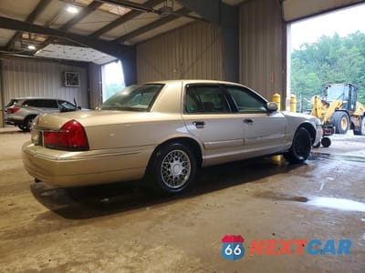 Trzecie zdjęcie samochodu z tyłu: 2000 MERCURY GRAND MARQUIS GS VIN:2MEFM74W3YX619127 - miniatura