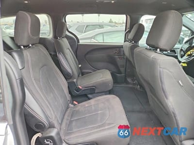 Zdjęcie 11 z 14 samochodu: 2024 CHRYSLER PACIFICA TOURING VIN:2C4RC1FG3RR191361 - miniatura