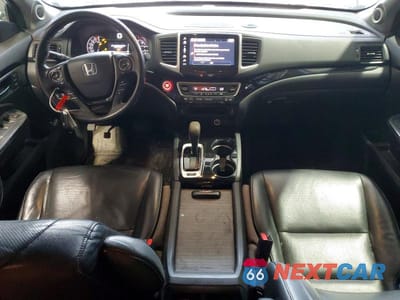 Zdjęcie 8 z 12 samochodu: 2017 HONDA RIDGELINE RTL VIN:5FPYK3F7XHB006086 - miniatura