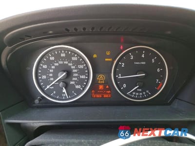 Zdjęcie 9 z 12 samochodu: 2009 BMW 535 XI VIN:WBANV93549C132383 - miniatura