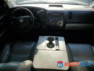 Zdjęcie 8 z 12 samochodu: 2010 TOYOTA TUNDRA DOUBLE CAB SR5 VIN:5TFRY5F10AX096380 - miniatura