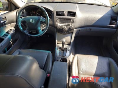 Zdjęcie 8 z 12 samochodu: 2007 HONDA ACCORD EX VIN:1HGCM66517A020142 - miniatura