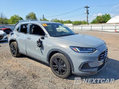 Czwarte zdjęcie samochodu z boku: 2026 HONDA HR-V SPORT VIN:3CZRZ2H55TM746268 - miniatura