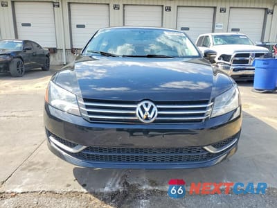 Piąte zdjęcie samochodu w środku: 2015 VOLKSWAGEN PASSAT VIN:1VWBV7A33FC049046 - miniatura