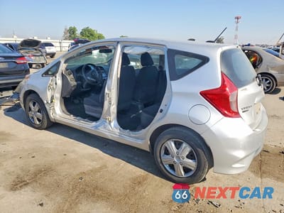 Drugie zdjęcie samochodu z przodu: 2018 NISSAN VERSA NOTE SV VIN:3N1CE2CP3JL352189 - miniatura