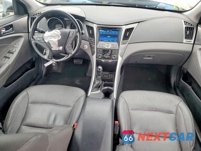 Zdjęcie 8 z 13 samochodu: 2015 HYUNDAI SONATA HYBRID LIMITED VIN:KMHEC4A42FA125831 - miniatura
