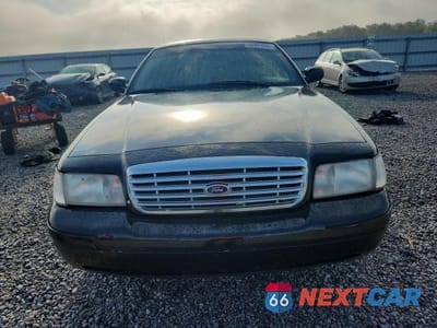 Piąte zdjęcie samochodu w środku: 2005 FORD CROWN VICTORIA VIN:2FAFP73W65X130913 - miniatura