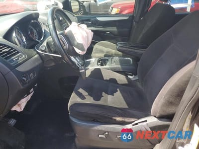 Zdjęcie 7 z 13 samochodu: 2015 DODGE GRAND CARAVAN SXT VIN:2C4RDGCG6FR564005 - miniatura