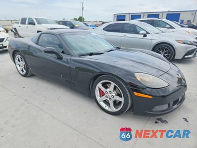 Czwarte zdjęcie samochodu z boku: 2008 CHEVROLET CORVETTE VIN:1G1YY26W485107367 - miniatura