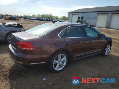 Trzecie zdjęcie samochodu z tyłu: 2012 VOLKSWAGEN PASSAT SEL VIN:1VWCN7A34CC049525 - miniatura