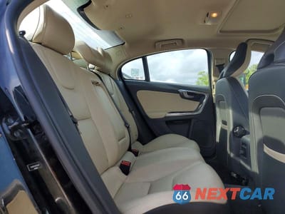 Zdjęcie 10 z 12 samochodu: 2013 VOLVO S60 T5 VIN:YV1612FS1D2172439 - miniatura