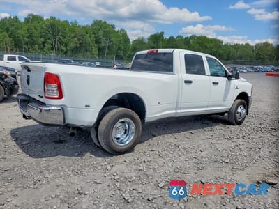Trzecie zdjęcie samochodu z tyłu: 2024 RAM 3500 TRADESMAN VIN:3C63RRGL1RG242383 - miniatura