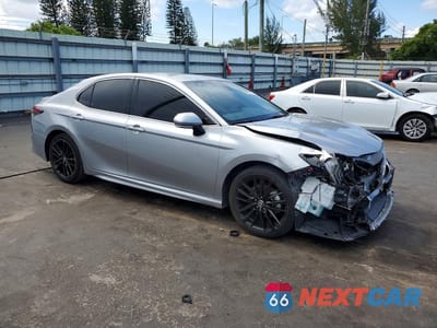 Czwarte zdjęcie samochodu z boku: 2023 TOYOTA CAMRY XSE VIN:4T1K61AKXPU838368 - miniatura