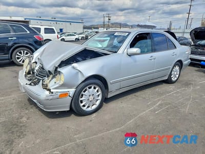 2001 MERCEDES-BENZ E 320 WDBJF65J21B200910 - główne zdjęcie licytacji z USA - miniatura