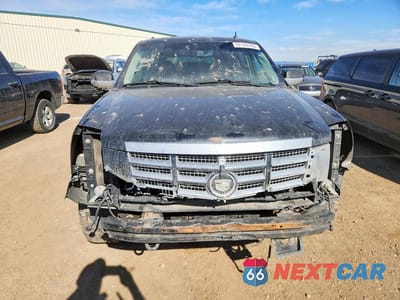 Piąte zdjęcie samochodu w środku: 2010 CADILLAC ESCALADE PREMIUM VIN:1GYUKCEF4AR120885 - miniatura