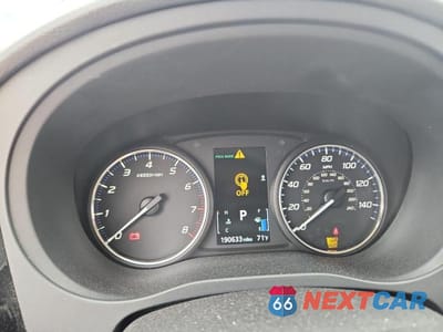 Zdjęcie 9 z 13 samochodu: 2016 MITSUBISHI OUTLANDER SE VIN:JA4AD3A30GZ025600 - miniatura