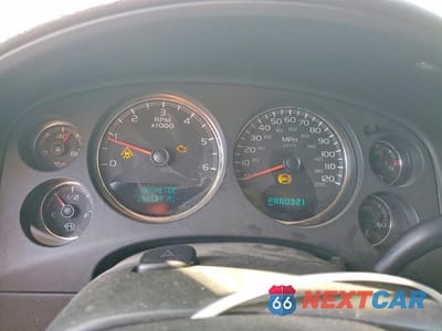 Zdjęcie 9 z 13 samochodu: 2007 CHEVROLET SUBURBAN C1500 VIN:1GNFC16007J175522 - miniatura