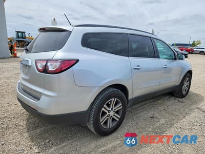 Trzecie zdjęcie samochodu z tyłu: 2015 CHEVROLET TRAVERSE LT VIN:1GNKVHKDXFJ287995 - miniatura