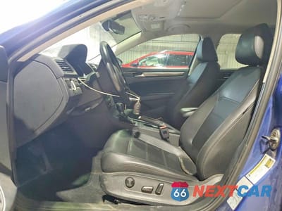 Zdjęcie 7 z 12 samochodu: 2017 VOLKSWAGEN PASSAT SE VIN:1VWBT7A39HC046063 - miniatura