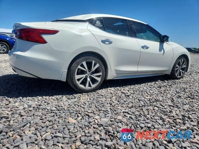 Trzecie zdjęcie samochodu z tyłu: 2017 NISSAN MAXIMA PLATINUM VIN:1N4AA6AP3HC368608 - miniatura