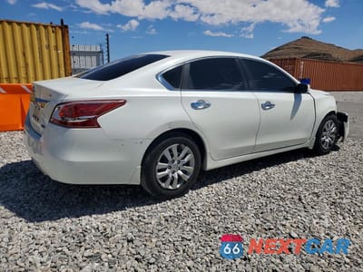 Trzecie zdjęcie samochodu z tyłu: 2013 NISSAN ALTIMA 2.5 VIN:1N4AL3AP3DN529353 - miniatura