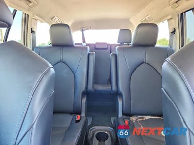Zdjęcie 10 z 14 samochodu: 2024 TOYOTA GRAND HIGHLANDER XLE VIN:5TDAAAA58RS017415 - miniatura