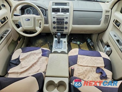 Zdjęcie 8 z 13 samochodu: 2008 FORD ESCAPE XLT VIN:1FMCU93188KB99482 - miniatura