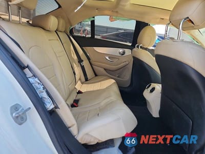Zdjęcie 10 z 12 samochodu: 2016 MERCEDES-BENZ C 300 VIN:55SWF4JB8GU144261 - miniatura