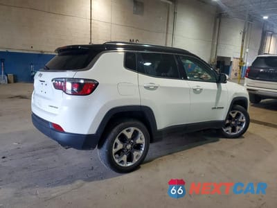 Trzecie zdjęcie samochodu z tyłu: 2020 JEEP COMPASS LIMITED VIN:3C4NJDCB1LT164744 - miniatura
