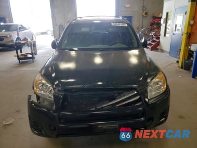 Piąte zdjęcie samochodu w środku: 2011 TOYOTA RAV4 BASE VIN:2T3BF4DV8BW145676 - miniatura