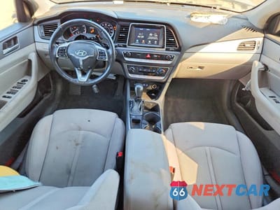 Zdjęcie 8 z 12 samochodu: 2018 HYUNDAI SONATA SEL VIN:5NPE34AF2JH618741 - miniatura