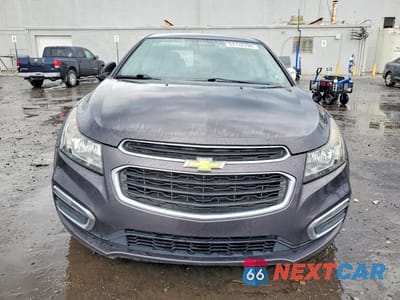 Piąte zdjęcie samochodu w środku: 2015 CHEVROLET CRUZE LT VIN:1G1PC5SB2F7246848 - miniatura