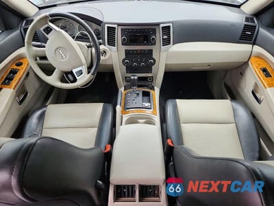 Zdjęcie 8 z 12 samochodu: 2008 JEEP GRAND CHEROKEE LIMITED VIN:1J8HR58N18C157626 - miniatura