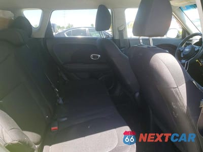 Zdjęcie 11 z 13 samochodu: 2015 KIA SOUL BASE VIN:KNDJN2A21F7764361 - miniatura