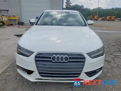 Piąte zdjęcie samochodu w środku: 2013 AUDI A4 PREMIUM VIN:WAUAFAFLXDA166128 - miniatura