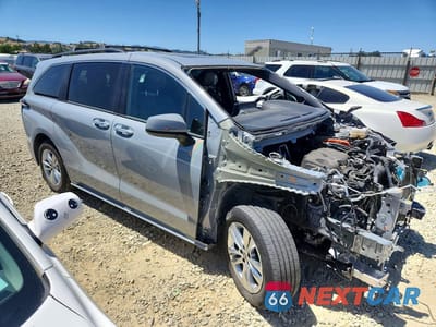 Czwarte zdjęcie samochodu z boku: 2022 TOYOTA SIENNA XLE VIN:5TDASKFCXNS053191 - miniatura
