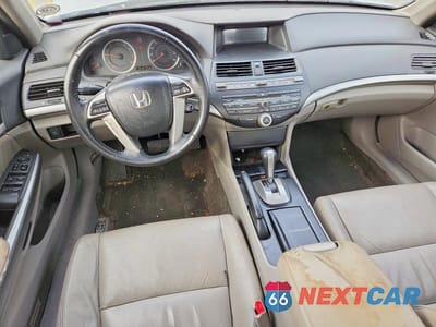 Zdjęcie 8 z 12 samochodu: 2010 HONDA ACCORD EXL VIN:1HGCP2F8XAA125621 - miniatura