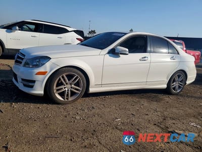 2014 MERCEDES-BENZ C 250 WDDGF4HB3EG252937 - główne zdjęcie licytacji z USA - miniatura