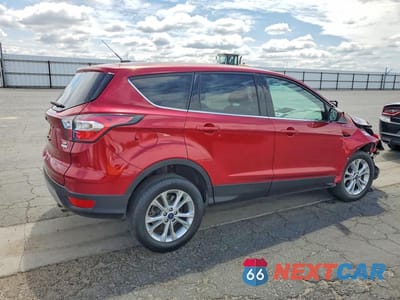 Trzecie zdjęcie samochodu z tyłu: 2017 FORD ESCAPE SE VIN:1FMCU0GD8HUB02902 - miniatura