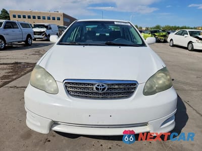 Piąte zdjęcie samochodu w środku: 2005 TOYOTA COROLLA S VIN:1NXBR32E85Z401560 - miniatura