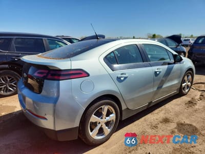 Trzecie zdjęcie samochodu z tyłu: 2011 CHEV VOLT VIN:1G1RD6E4XBU100248 - miniatura