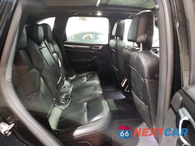 Zdjęcie 10 z 12 samochodu: 2017 PORSCHE CAYENNE VIN:WP1AA2A27HKA81638 - miniatura