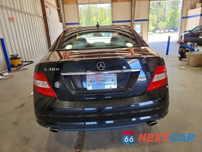 Zdjęcie 6 z 12 samochodu: 2009 MERCEDES-BENZ C 300 VIN:WDDGF54X09F268600 - miniatura
