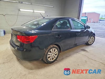 Trzecie zdjęcie samochodu z tyłu: 2012 KIA FORTE EX VIN:KNAFU4A24C5472096 - miniatura