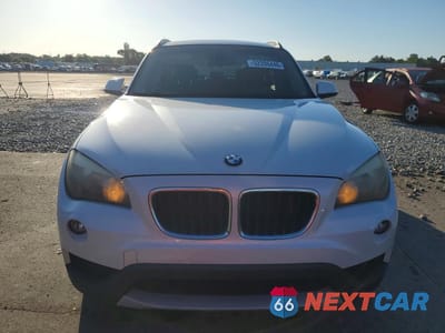 Piąte zdjęcie samochodu w środku: 2013 BMW X1 SDRIVE28I VIN:WBAVM1C58DVW46481 - miniatura