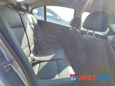 Zdjęcie 10 z 13 samochodu: 2010 BMW 328 XI VIN:WBAPK7C50AA460793 - miniatura